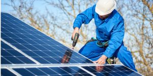 Installation Maintenance Panneaux Solaires Photovoltaïques à Lazenay